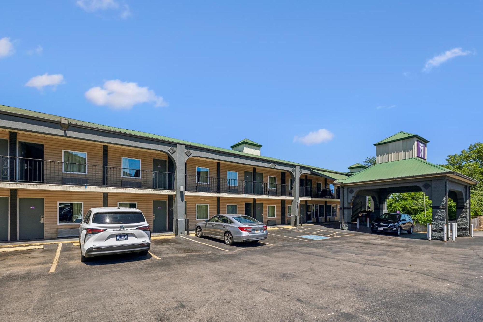Hotel Knights Antioch